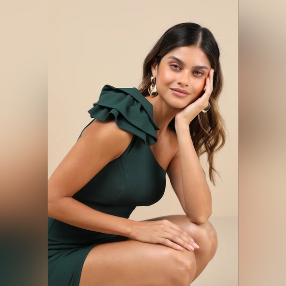 Lulus Unstoppable Stunner Hunter Green Ruffled One-Shoulder Mini Dress L Wedding - Picture 4 of 9